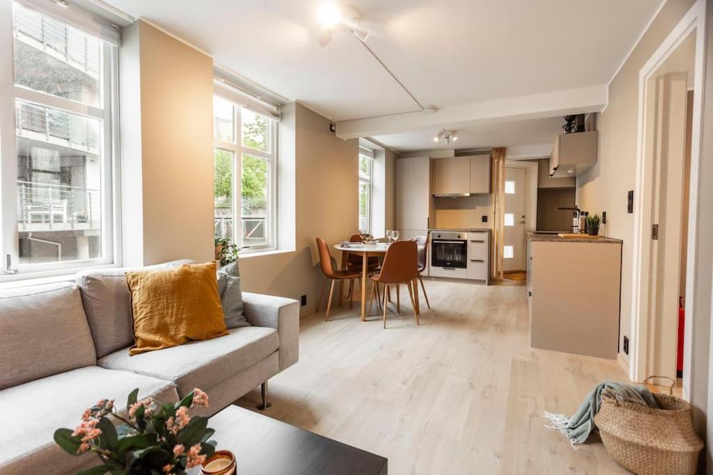 New! Modern Apartment In Historic Area Of Bergen! Esterno foto